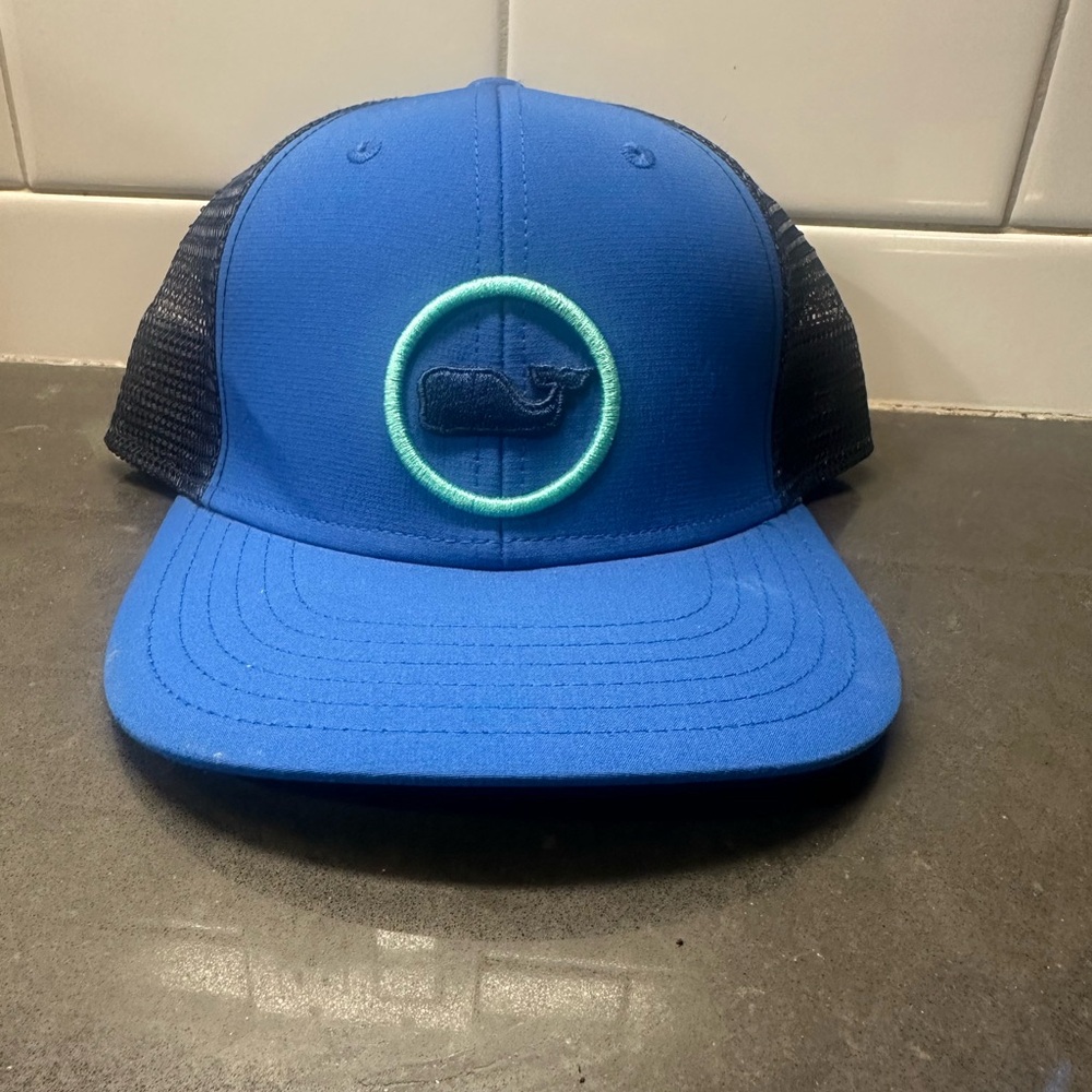 Vineyard vines brand new boys Whale Dot  kids Trucker Hat
